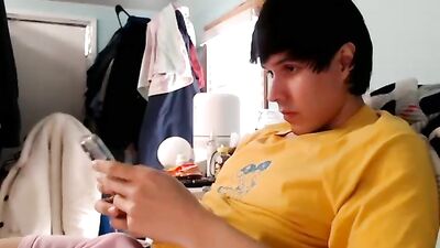 Panty-wetter pink thongs and jerking off on camera