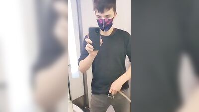 Cumming On Cam - A Young Twinks Erotic Adventure