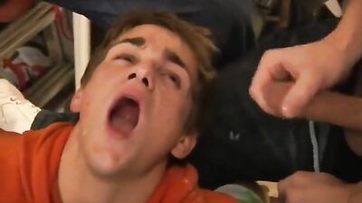 Cumming Circle Jerks: Fresh-Faced Ams Spread Pissy Love in Gay Fetish Videos!