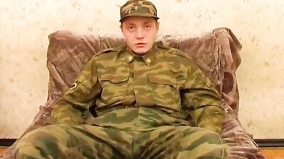 Male Soldiers in Action - A Sexy Handjob Adventure!