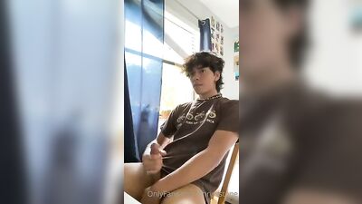 Amature Solo Handjob Webcam Cum Shot - KTB 370: A Twinks Erotic Adventure