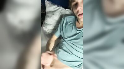 Blissful Eruption of a Skinny French Hunk