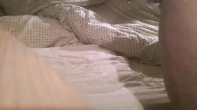 Webcam Voyeur Shot Cum Handjob on Amateur Twink