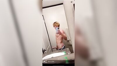 Double Penetration in a Threesome