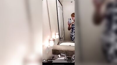 Double Penetration in a Threesome