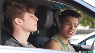 Double Bareback Thrill With Cody Viper And Evan Knoxx