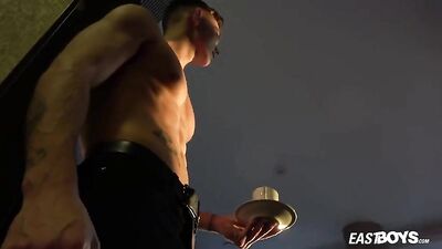 Muscle Dudes Helping Hands Melt Gold Stars Heart!