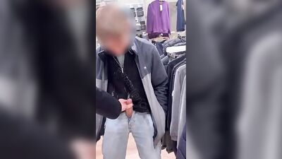 [Sex in the Mall] [528] My Shopping Spree Turned into an Erotic Adventure