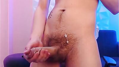 Jakke Santiago Masturbates to Amateur Big Cocks and Cum Shots on His Live Web Cam (2024-02-15)