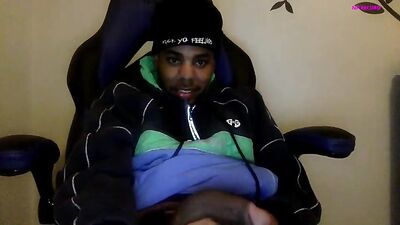 Young and Wild: Black Amateurs Masturbating and Cumming Live on Webcam