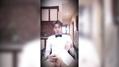 Bulging balls! Sizzling Asian chef in a wet t-shirt gets down and dirty