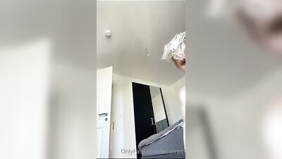 Young German Bodybuilder Cums on His Own Face in Private Showers