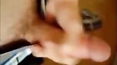 Handsome Twinks Cumming on Cam