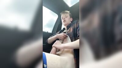 Thrilling Webcam Show with a Bodacious Blonde Twink