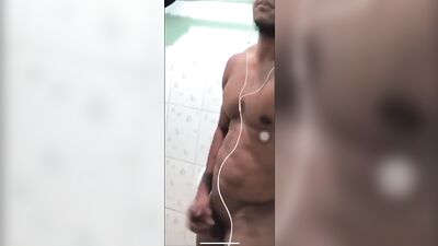 Asian Webcam - Chadd Solano in the Bathroom