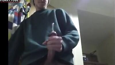 One-on-one with a big cock: Swallow that load, boys!