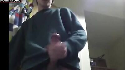 One-on-one with a big cock: Swallow that load, boys!