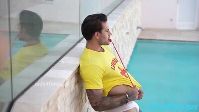 Lifeguard Bros Going Off! Bareback Group Cum Shot on the Beach