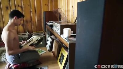 Bareback Fraternity Action: Blake & Leo