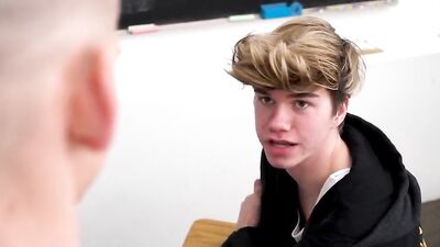 Studious Students Gone Wild! Twink Bareback Action Cum Shots in the Classroom