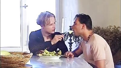 Straight Guy Rubax Video - Kostas Friends Gets Double Handjob, Blow Job and Cum Shot in the Park