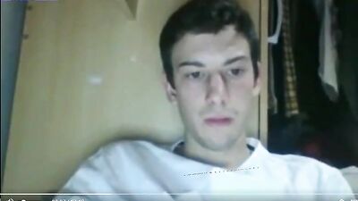 Webcam Amateur Twink Showcase: Anal Exposure on Cam