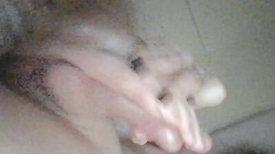 Self-Loving Twink Gives Himself a Footjob