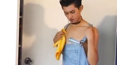 Safe Sex Encounters with Passionate Latino Twink Boys Who Love to Bang - Condoms Optional