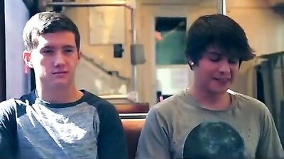 Friends with Benefits: Raw Sex in the Bedroom with Two Handsome Twinks