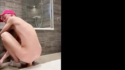 Twink Tube: Cute Amateur Blond Boy in Solo Action