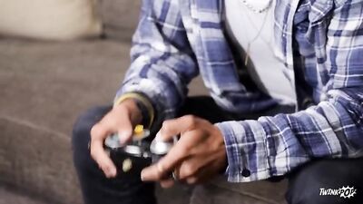Bareback Blowjobs with Twinky Cum Shooters