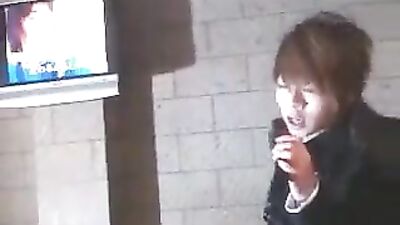 Japanese Twink Eiji Kano Goes Off Shoto in Karaoke Bar!