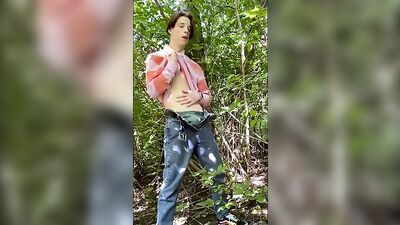 Solo Amateur Cum Shot in Public Park by Sasha