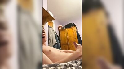 Web-Cam Solo Cumshots with Hot Gay Friends: Look Out, Im Cumming!