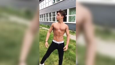 Stretched Out Twink Blows Cock in Steamy Tube Room