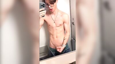 Public Toilet Cum Shot - Webcam Cumming in Nature