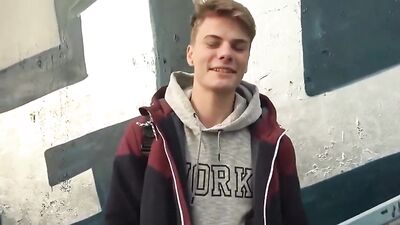 Raw Fruit Passion: Twinky Bareback Couple in Action!