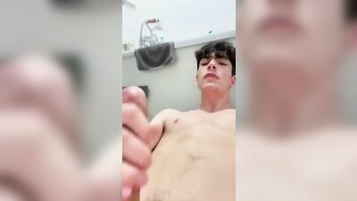 Strapping Teenage Stud Masturbates with a Dressing Gown while Enjoying Hot Jerking Session Ending in Cumshot