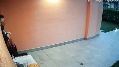 Tempting Friends: A Lesson in Taking Advantage of Close Proximity