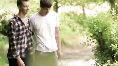 KTB - Barebacking in Bed: Twinky Action on the Ground