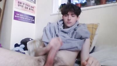 Solo Cutie Jets Off a Mighty Load - Hot Gay Action Amateur Cum Shot!