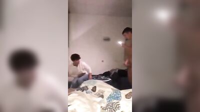 Roomie-to-beau: The ambitious frat boy and his muscular new roommate