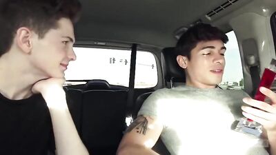 Twink Couple Enjoy a Hot Ride to Their Sex Show, With Some Action and Bareback Fun