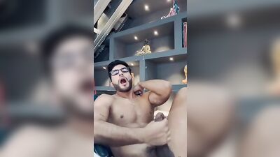 Straight-acting stud spills his load in front of webcam