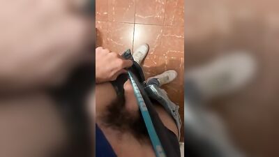 Cute Webcam Boy Gives a Good Show with His Hard Dick on Cam