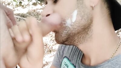 Taking friend´s cum on unshaved face - facial cum