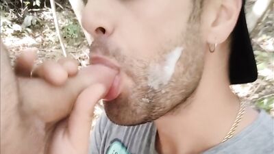 Taking friend´s cum on unshaved face - facial cum