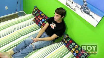 Interviewed twink Junior Ray finger fucks himself and jerks