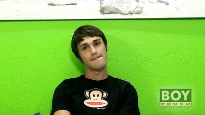 Interviewed twink Junior Ray finger fucks himself and jerks