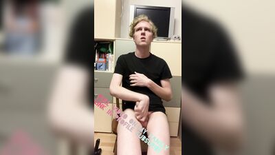 Cute twink anal play with dildo